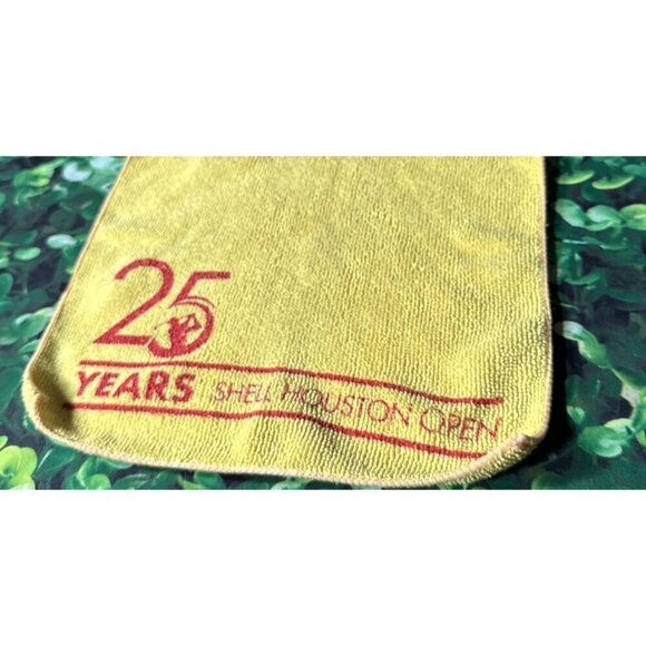 Shell Houston Open 25 Years Towel -Washcloth Size - Picture 6 of 8